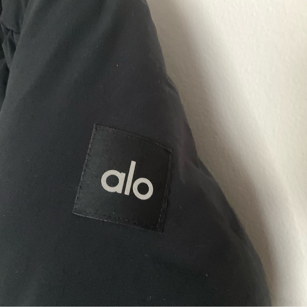 Alo Yoga Main Act Corset Puffer Black M - Picture 8 of 16